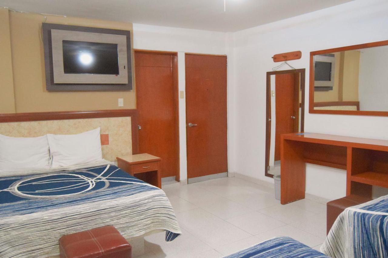 לאון Hotel Niza Zona Piel מראה חיצוני תמונה