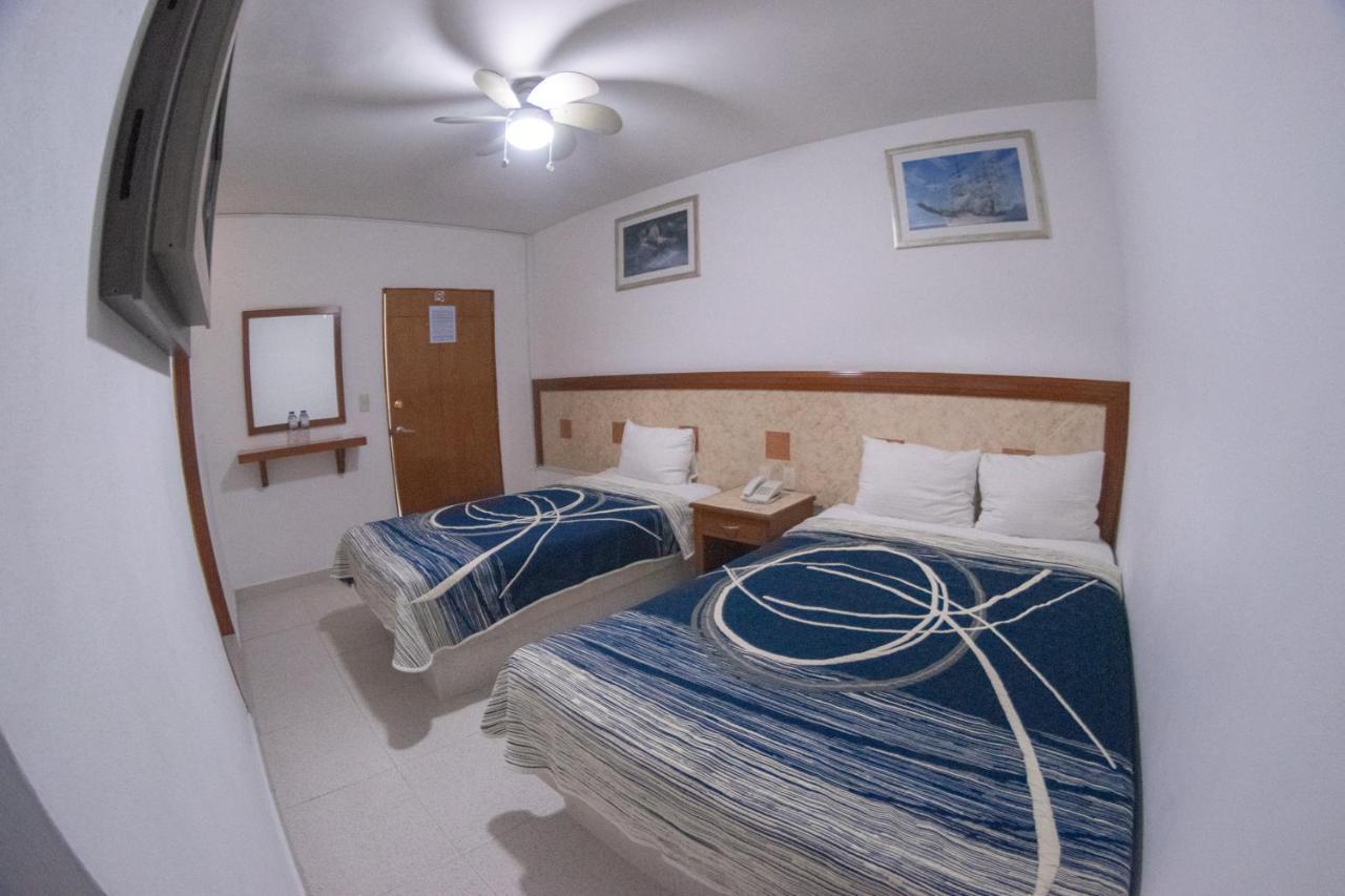 לאון Hotel Niza Zona Piel מראה חיצוני תמונה
