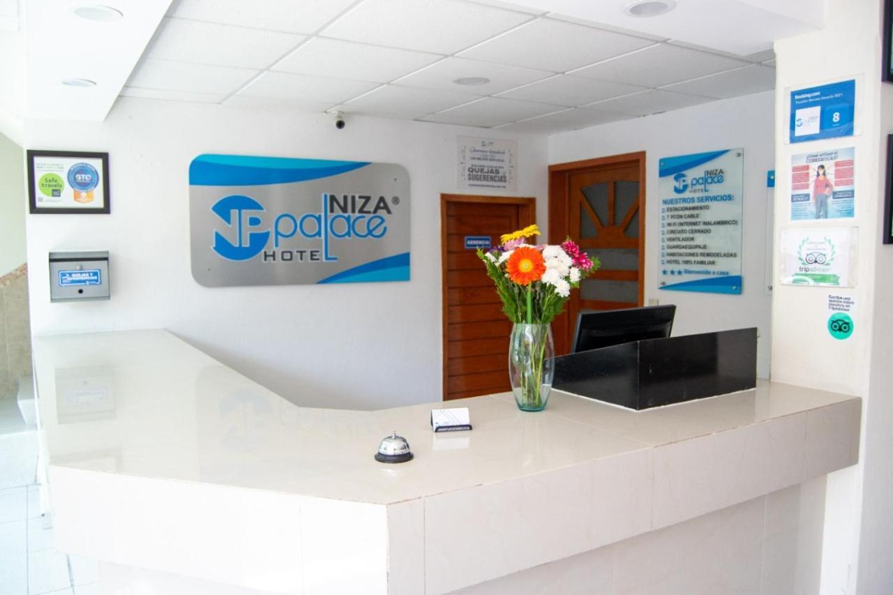 לאון Hotel Niza Zona Piel מראה חיצוני תמונה