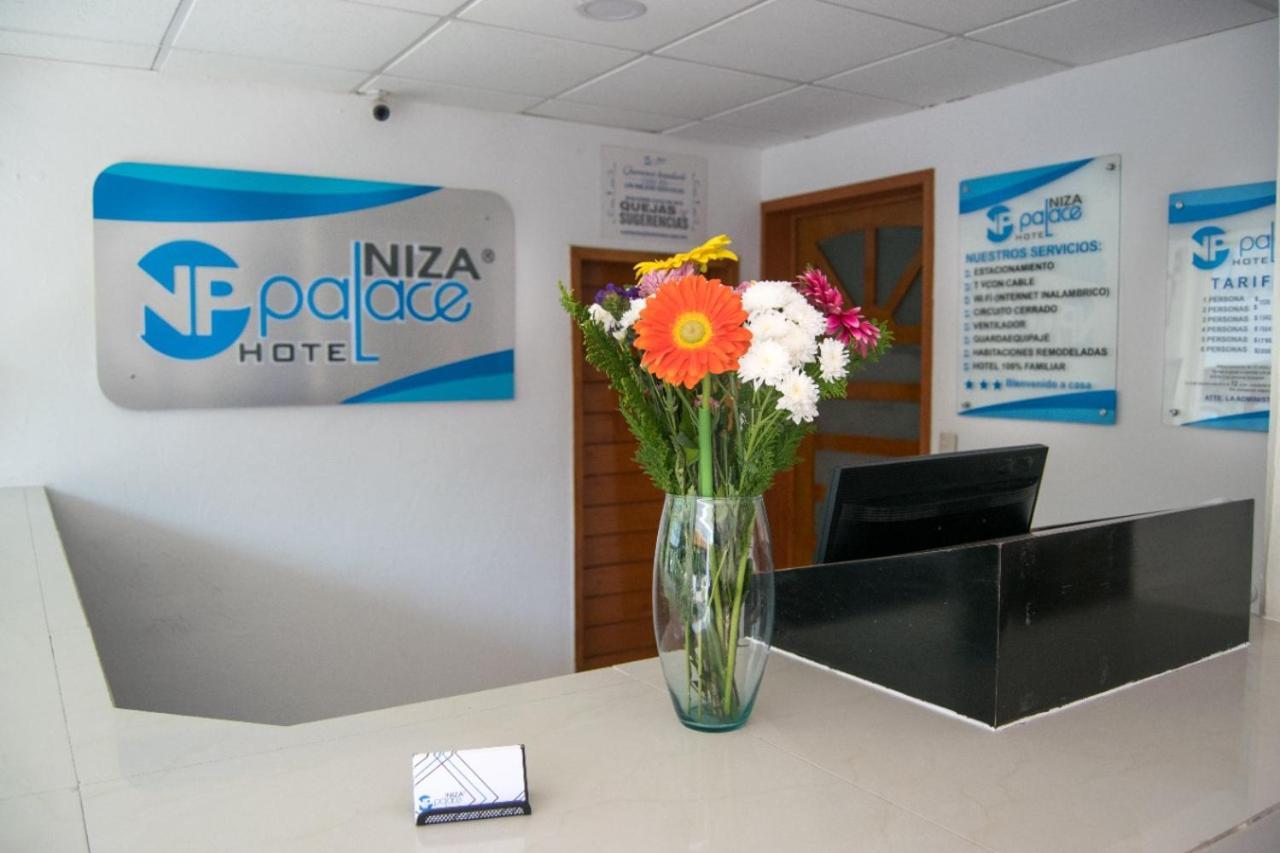 לאון Hotel Niza Zona Piel מראה חיצוני תמונה